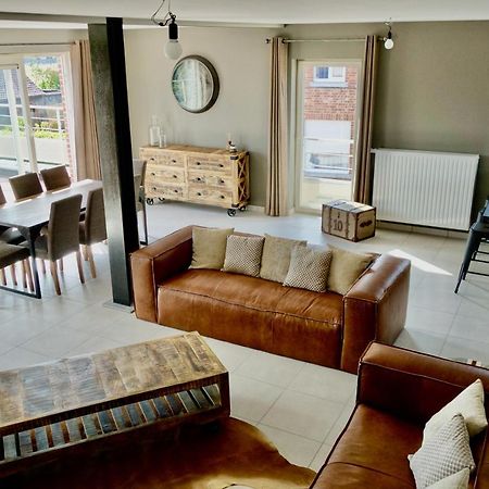 Loft En Duplex Avec Terrasse 3 Chambres Proche Pairi Daiza Mons  Exterior foto