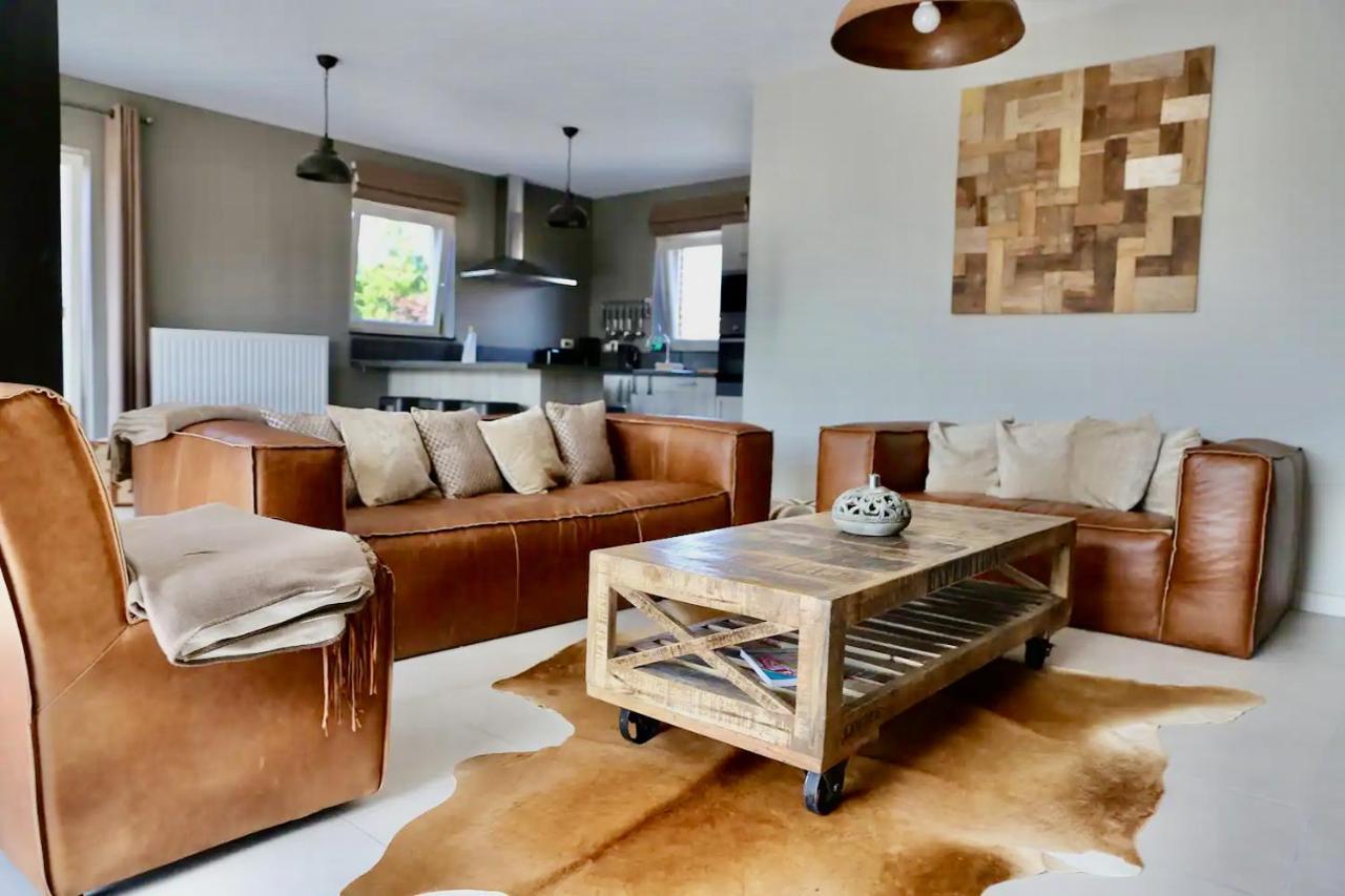 Loft En Duplex Avec Terrasse 3 Chambres Proche Pairi Daiza Mons  Exterior foto